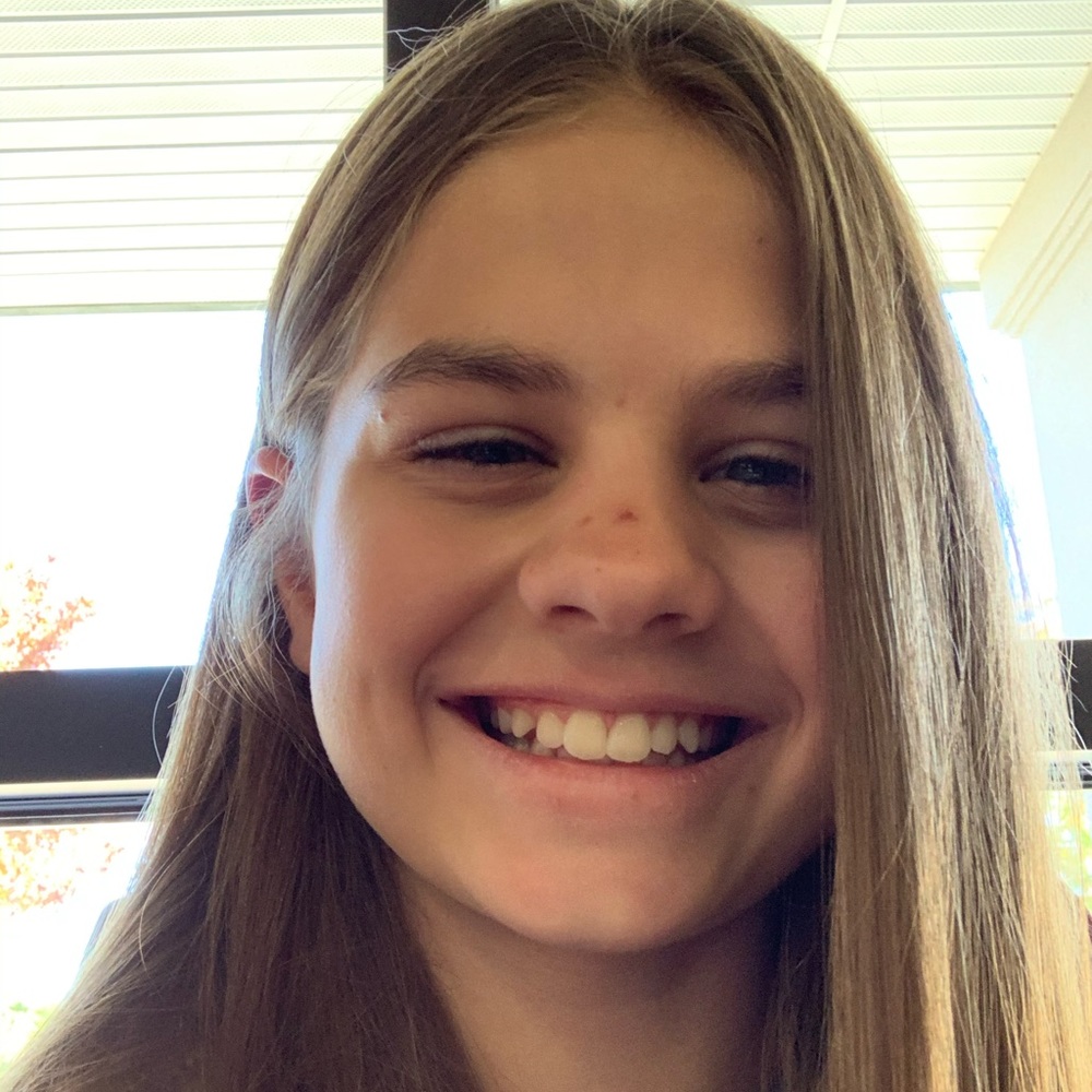 Meet your Posher, Makayla